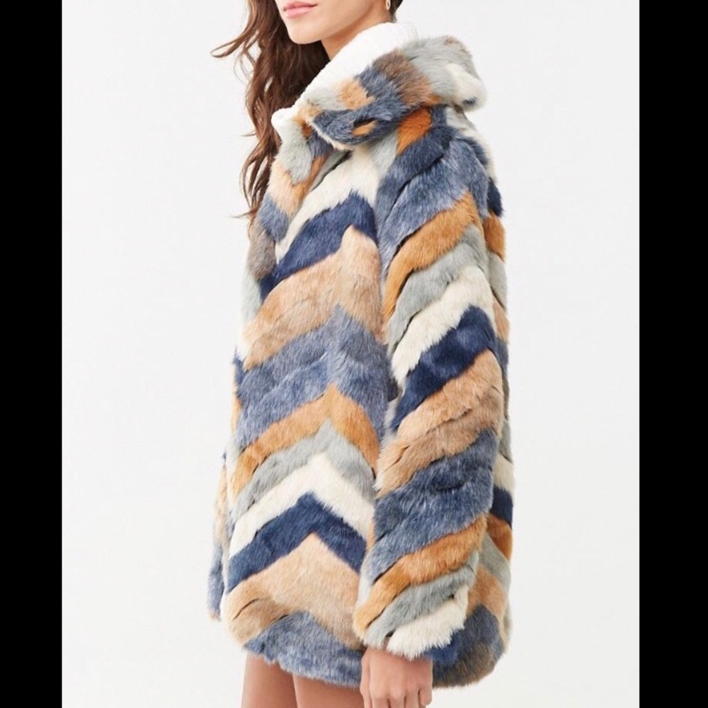 Chevron Faux fur coat